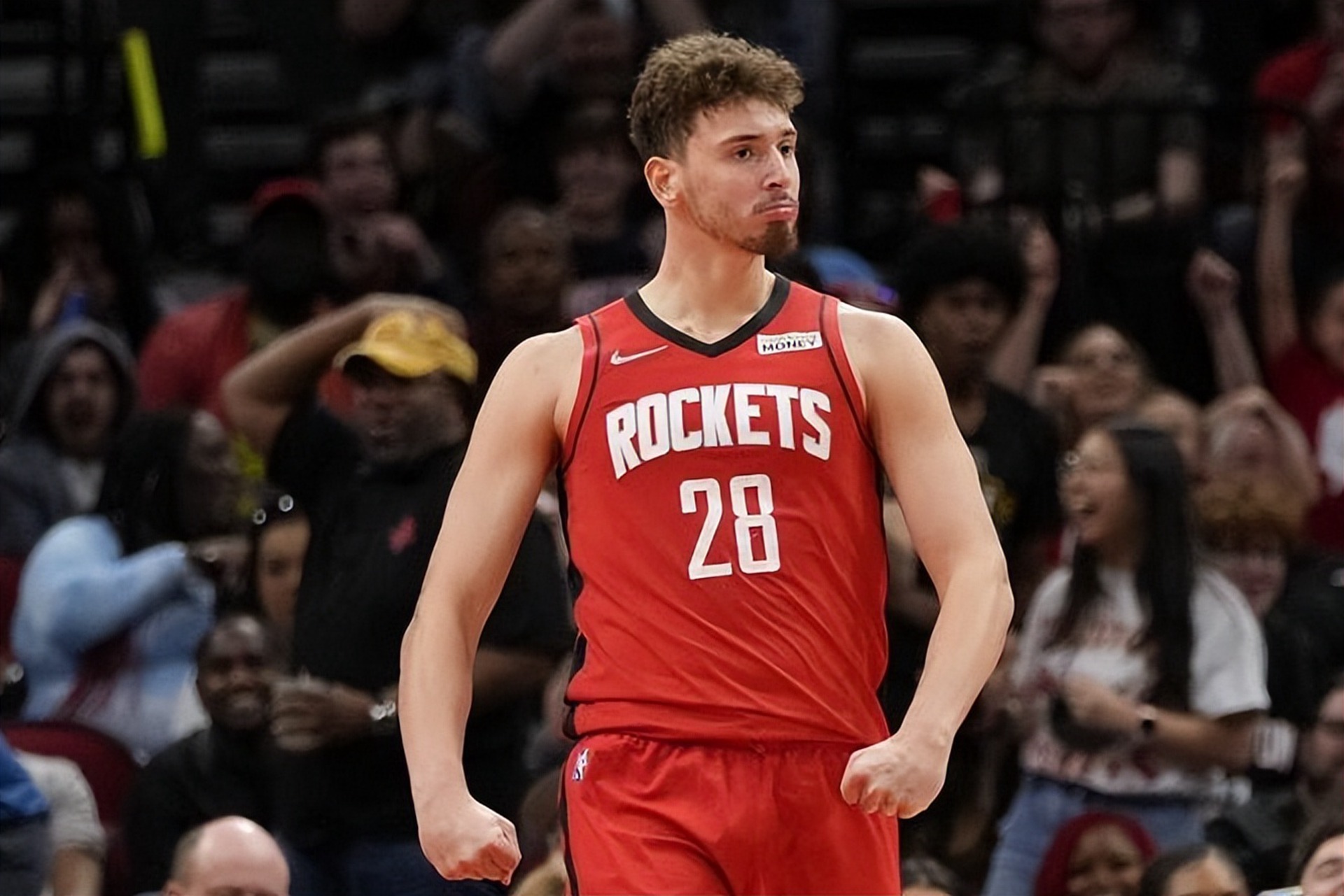 爱游戏-东契奇迎来七赛季出色发挥，TES观众热烈欢呼！