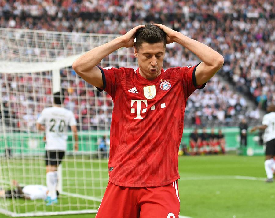 莱万多夫斯基在尤文图斯比赛中连败,绝杀引发热议!的简单介绍 莱万多夫斯基在尤文图斯比赛中连败,绝杀引发热议!的简单介绍